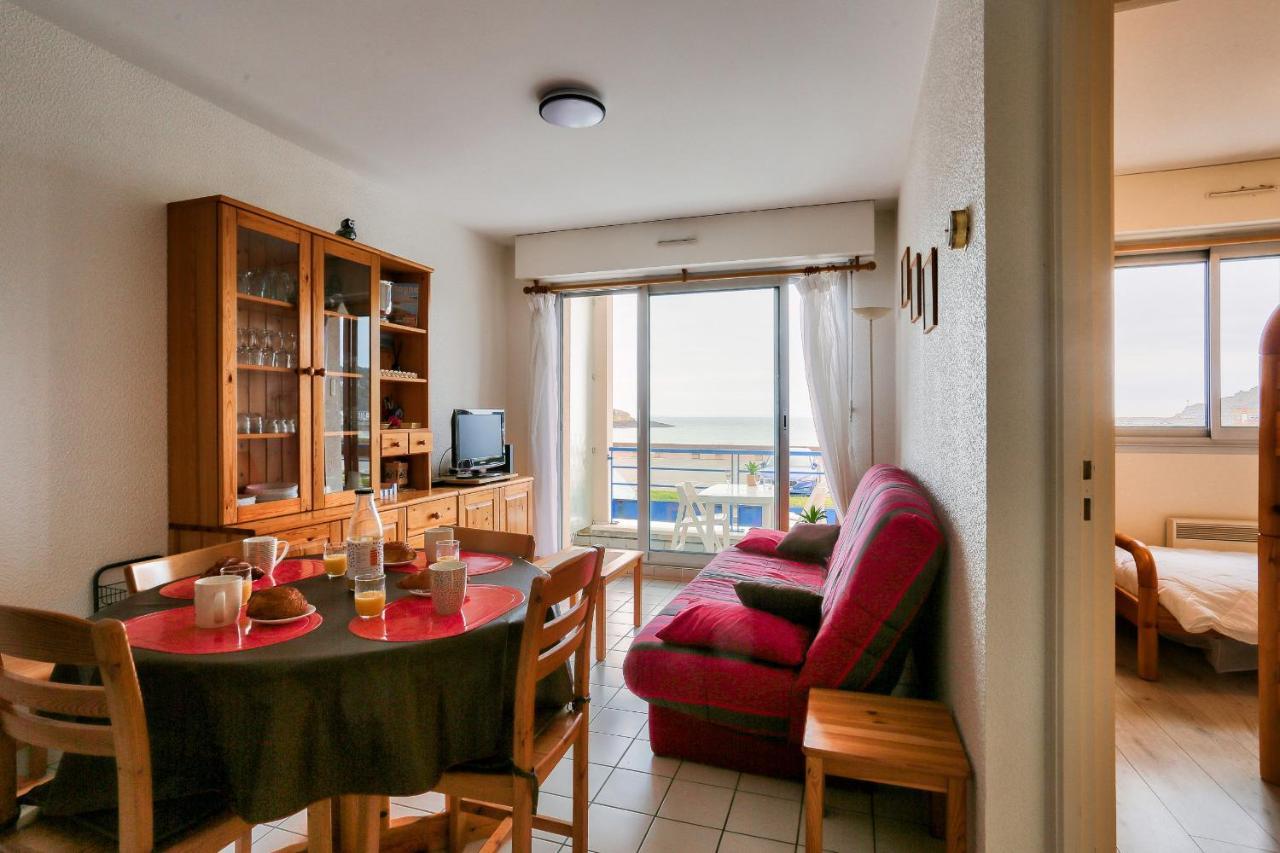 Apartment Face A 85m - Pour 4 Erquy
